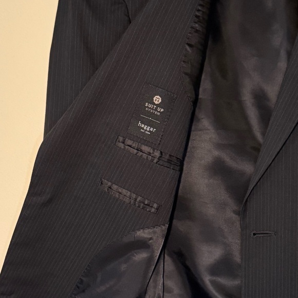 Men’s Haggar black Suit Jacket - Picture 3 of 4